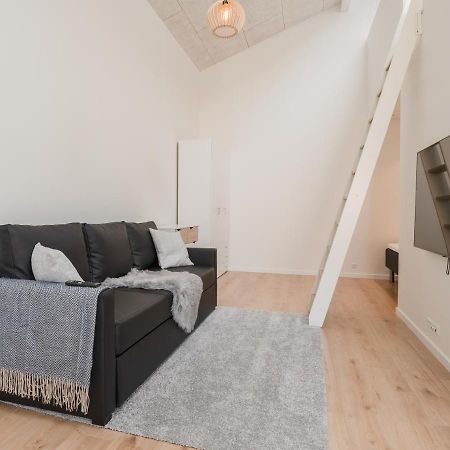 Studio Apartments Close To Airport Mithvagur Zewnętrze zdjęcie